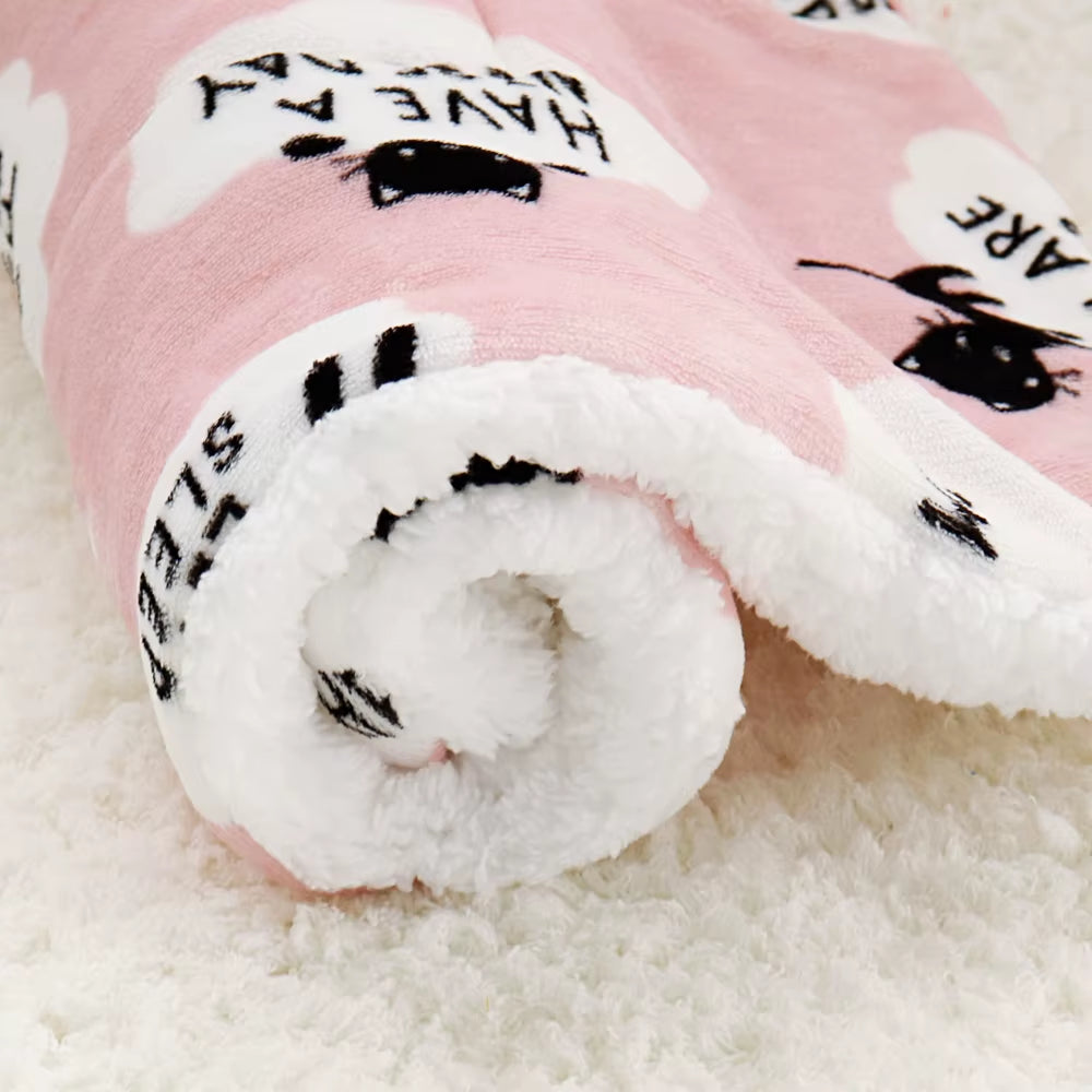 Fleece Cat Bed Mat Pet Bed Mat New Pet Soft Dog Cat Blanket Winter Foldable Pet Cushion Soft Warm Sleep Mat Cat Supplies